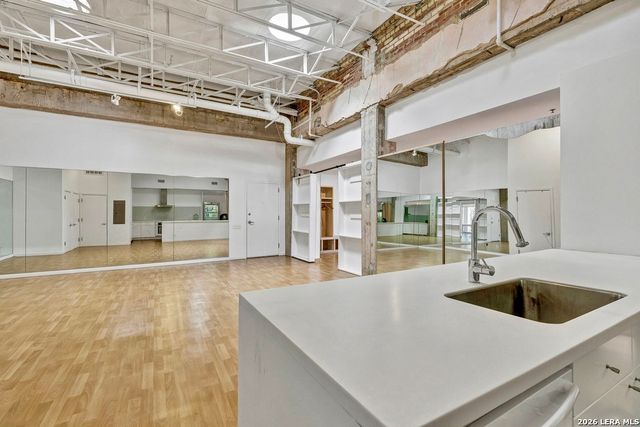 1115 S Alamo St Unit 2213, San Antonio, TX 78210