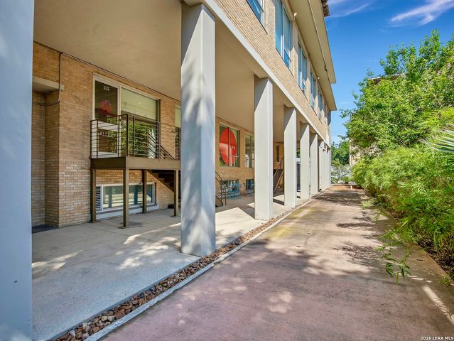 1115 S Alamo St Unit 2213, San Antonio, TX 78210