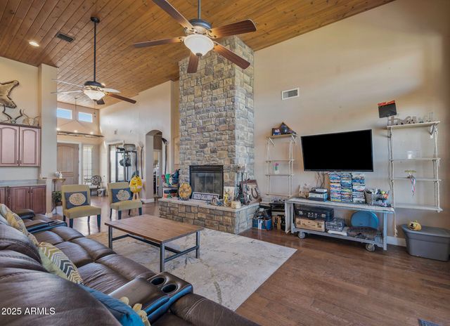 242 S BETHANY Place, Casa Grande, AZ 85194