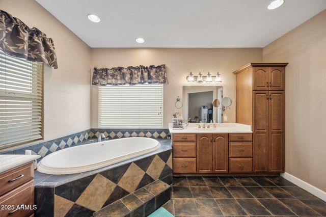 242 S BETHANY Place, Casa Grande, AZ 85194