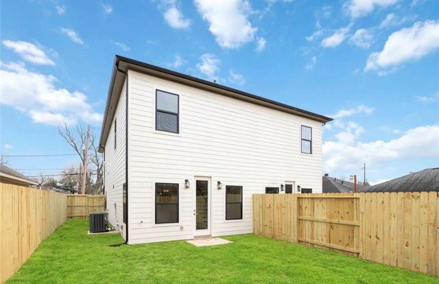 7980 Angus Street A, Houston, TX 77028