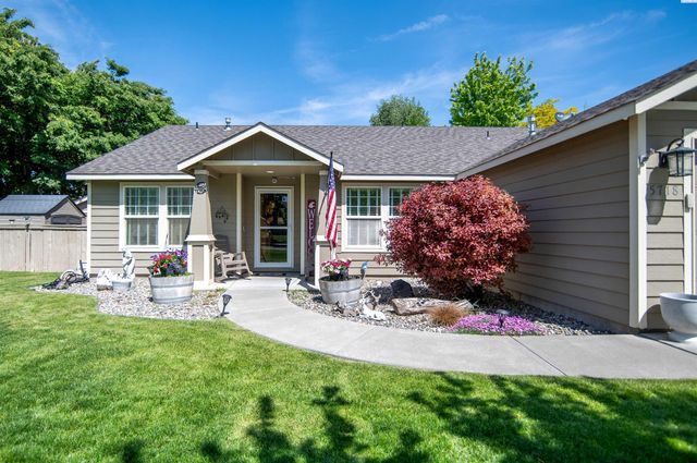 5718 W 15th Ave, Kennewick, WA 99338