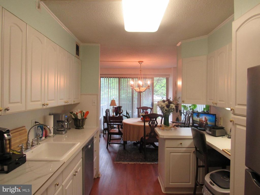 1001 CITY AVE #E-209, WYNNEWOOD, PA 19096 — photo 2