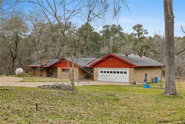 29 Dogwood Rd, Huntsville, TX 77320
