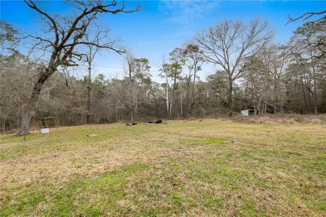 29 Dogwood Rd, Huntsville, TX 77320