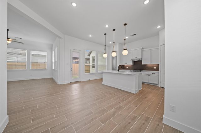 11914 North Pavillion Drive, Mont Belvieu, TX 77523