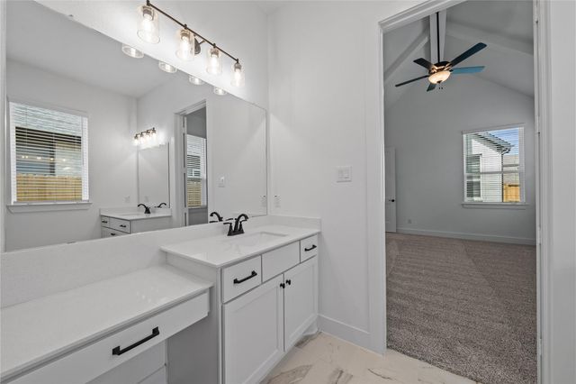 11914 North Pavillion Drive, Mont Belvieu, TX 77523