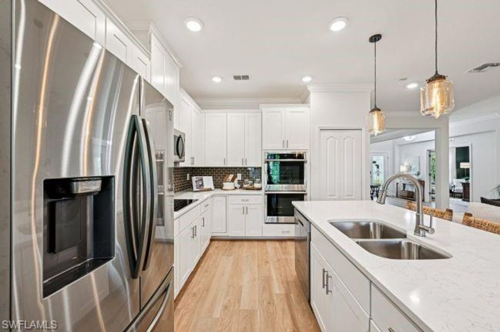 2802 13th ST SW, LEHIGH ACRES, FL 33976 — photo 4