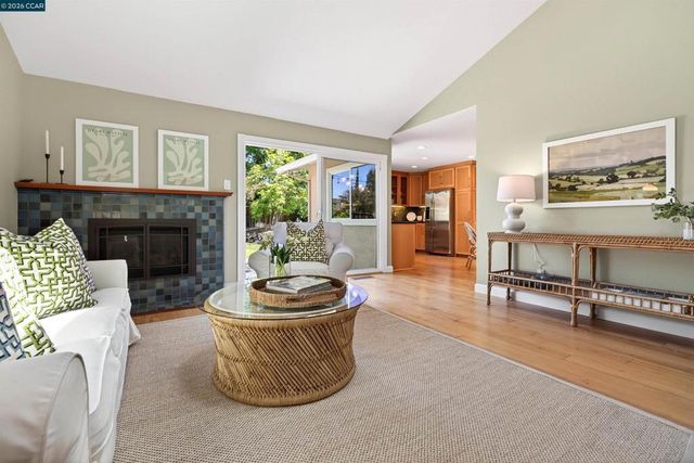 946 Cheyenne Drive, Walnut Creek, CA 94598