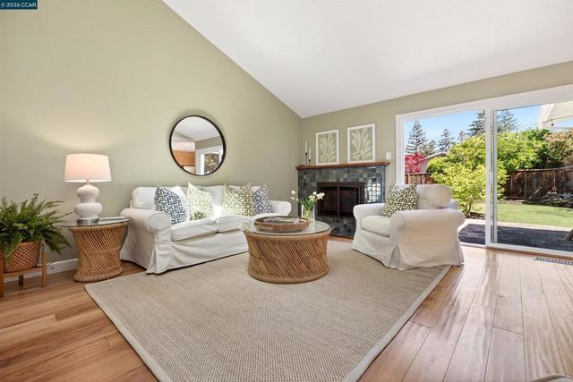 946 Cheyenne Drive, Walnut Creek, CA 94598