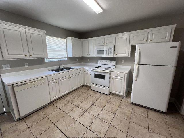 189 N Wind Ridge, Purvis, MS 39475