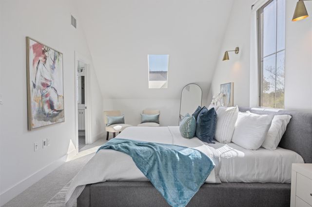 1503 Richcreek RD A, Austin, TX 78757