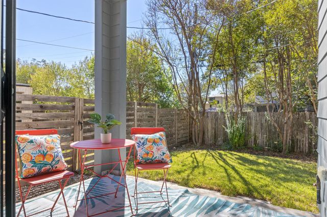 1503 Richcreek RD A, Austin, TX 78757