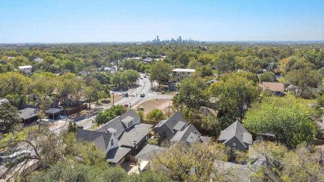 1503 Richcreek RD A, Austin, TX 78757