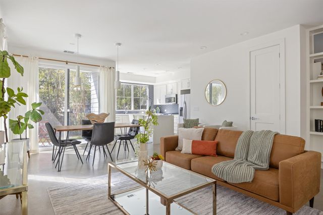 1503 Richcreek RD A, Austin, TX 78757