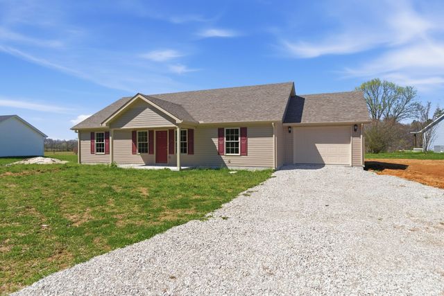 5 Paynes Church Rd, Winchester, TN 37398