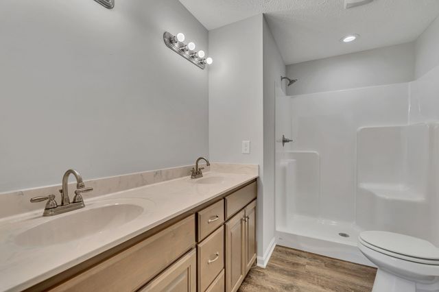 5 Paynes Church Rd, Winchester, TN 37398