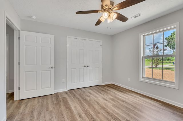 5 Paynes Church Rd, Winchester, TN 37398