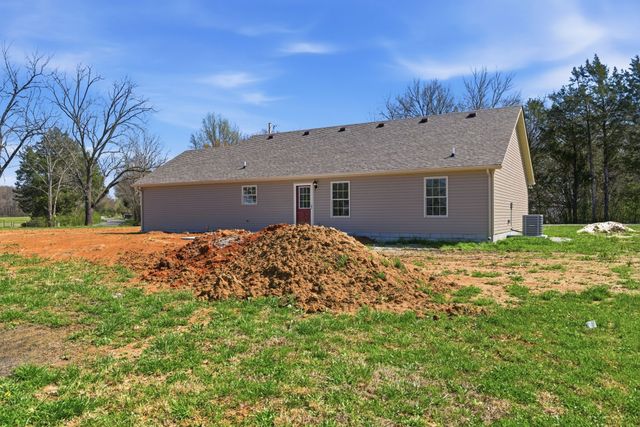 5 Paynes Church Rd, Winchester, TN 37398