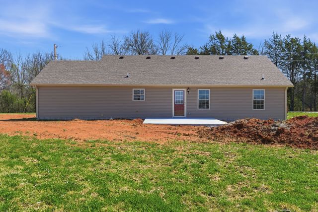 5 Paynes Church Rd, Winchester, TN 37398