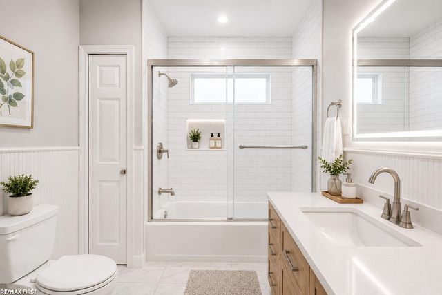 38127 Huron Pointe Drive Drive, Harrison Twp, MI 48045