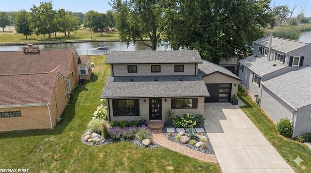 38127 Huron Pointe Drive Drive, Harrison Twp, MI 48045