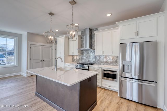 2908 Megan Thompson Way, Louisville, KY 40220