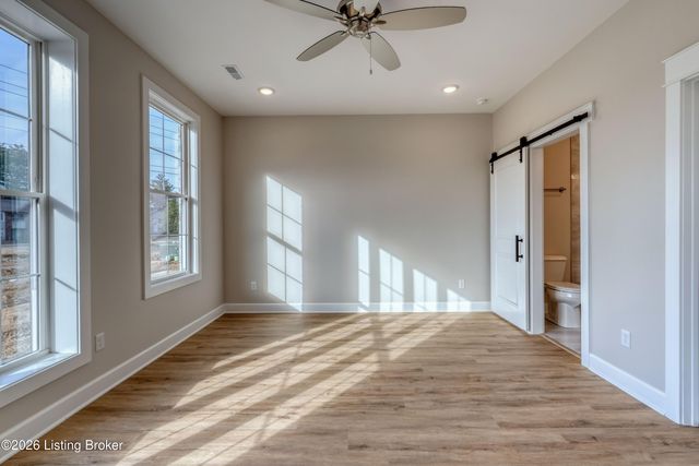 2908 Megan Thompson Way, Louisville, KY 40220