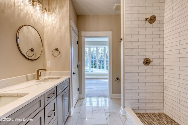 2908 Megan Thompson Way, Louisville, KY 40220
