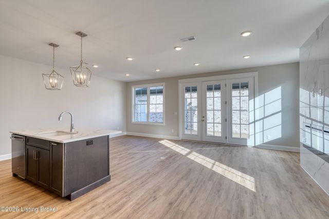 2908 Megan Thompson Way, Louisville, KY 40220