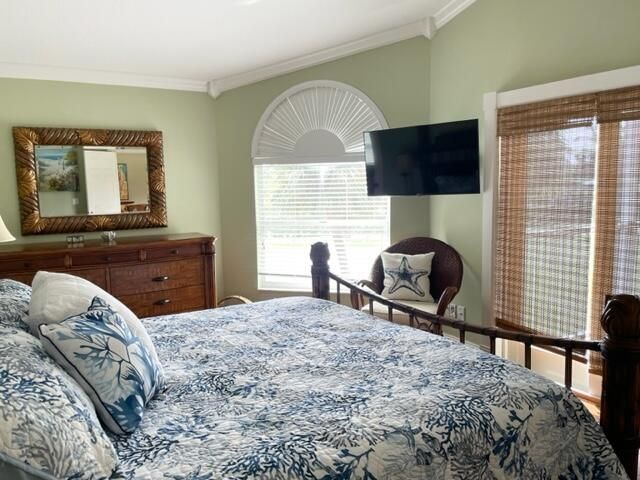 2410 Fairway Drive N, Jupiter, FL 33477