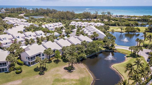 2410 Fairway Drive N, Jupiter, FL 33477