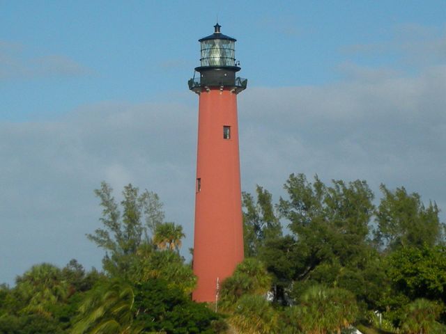 2410 Fairway Drive N, Jupiter, FL 33477