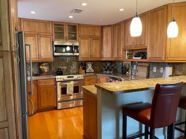 2410 Fairway Drive N, Jupiter, FL 33477