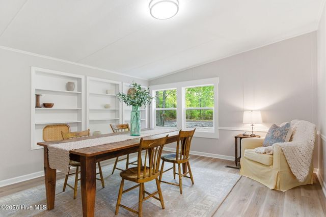 73 J E Batson Road, Hampstead, NC 28443