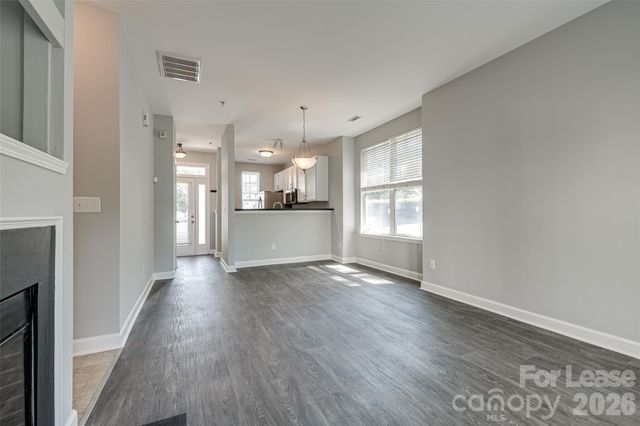 2762 Avalon Loop Road, Charlotte, NC 28269