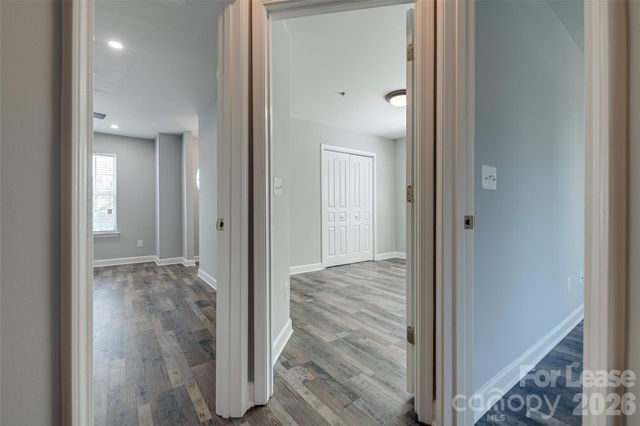 2762 Avalon Loop Road, Charlotte, NC 28269