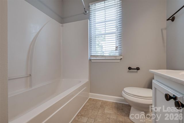 2762 Avalon Loop Road, Charlotte, NC 28269