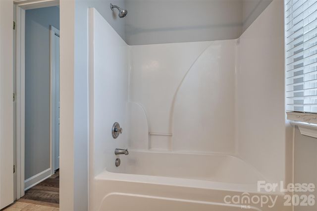 2762 Avalon Loop Road, Charlotte, NC 28269