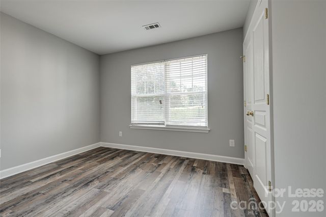 2762 Avalon Loop Road, Charlotte, NC 28269