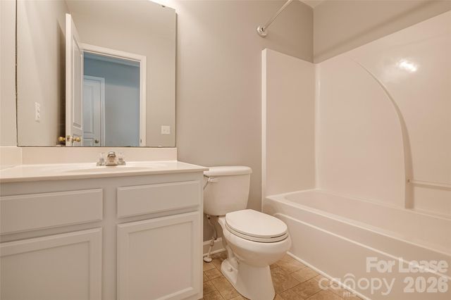 2762 Avalon Loop Road, Charlotte, NC 28269