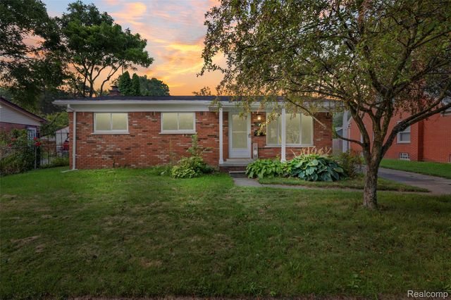 2420 E Lincoln Avenue, Royal Oak Charter Township, MI 48067