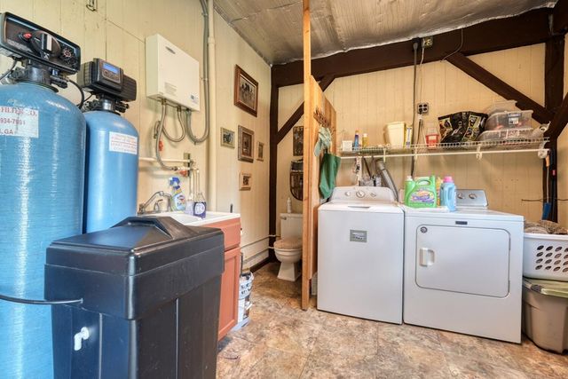 1275 Hells Hollow Road, Blue Ridge, GA 30513