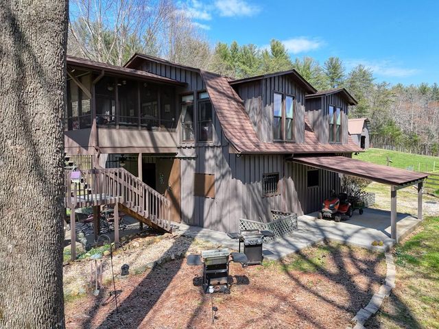1275 Hells Hollow Road, Blue Ridge, GA 30513