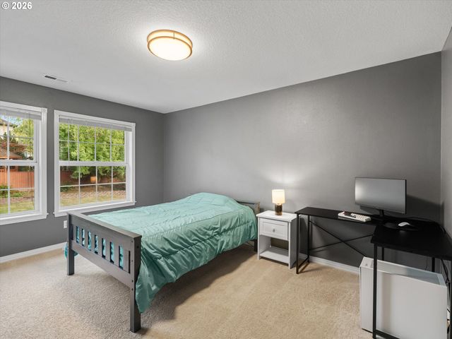 13619 Nw 44TH Ct, Vancouver, WA 98685