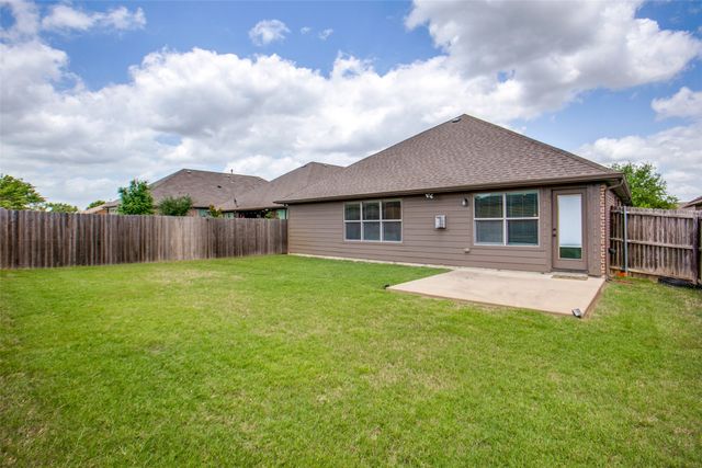 1305 Koto Wood Drive, Royse City, TX 75189