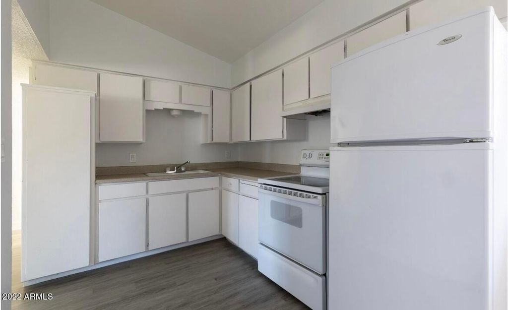 2020 W Hayward Avenue Apt 30, Phoenix, AZ 85021
