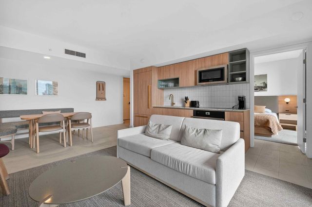 159 NE 6th Street 3905, Miami, FL 33132