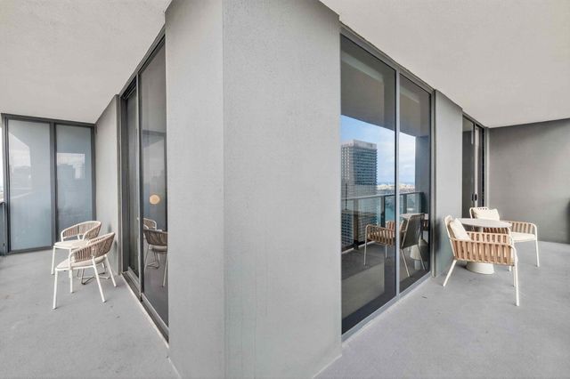 159 NE 6th Street 3905, Miami, FL 33132