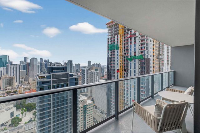 159 NE 6th Street 3905, Miami, FL 33132